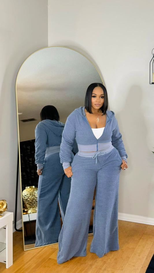 Lyric Sherpa Lounge Set